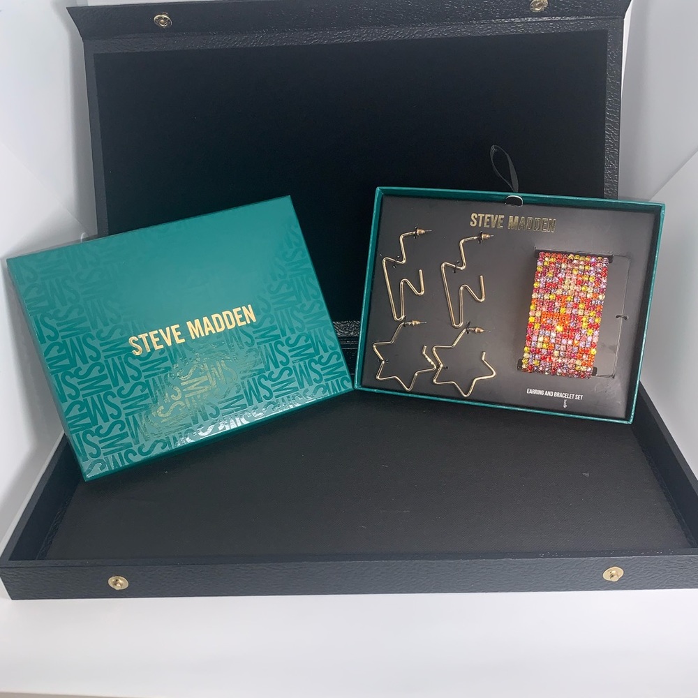 Steve Madden Earring and Bracelet Set